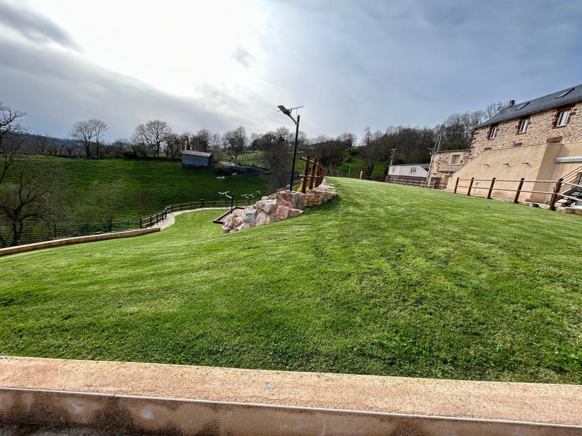 Le Domaine Du Bez Gite De Michel Piscine Sauna Hammam Spa Saint-Laurent-dʼOlt Exterior foto